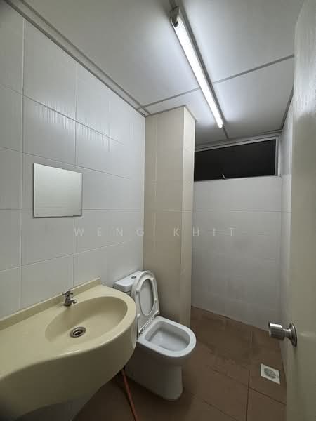 Platinum Lake PV 16 untuk Untuk Disewa - RM 850 /bulan, Mac 2026 - Bathroom - PropertyGuru.com.my