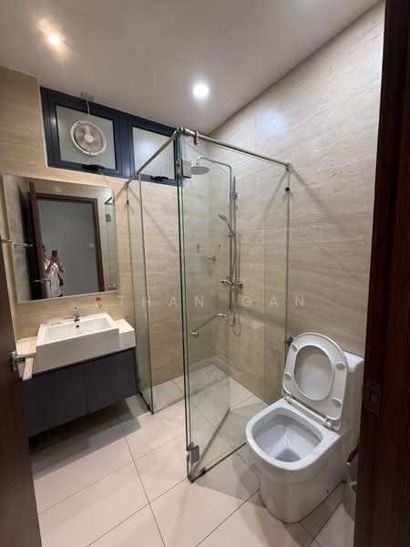 Service Residence for Sale at Crescent Bay Suites (Teluk Bayu) - Ethan Gan - Bathroom - PropertyGuru.com.my