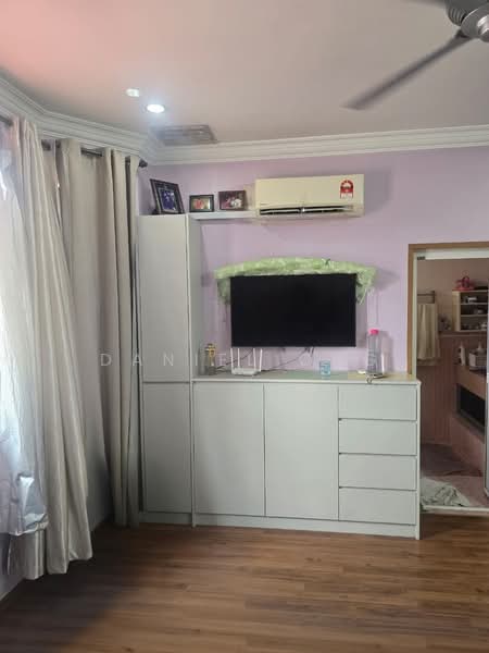 2-storey Terraced House for Sale in BANDAR PUCHONG JAYA (Puchong) - Daniel Ong - Living Room - PropertyGuru.com.my