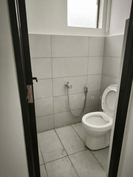 Taman Ungku Tun Aminah untuk Untuk Disewa - RM 4,600 /bulan, Apr 2026 - Bathroom - PropertyGuru.com.my