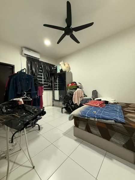 2-storey Terraced House for Sale in Taman Austin Duta (Tebrau) - Shieh Long Chen - Bedroom - PropertyGuru.com.my