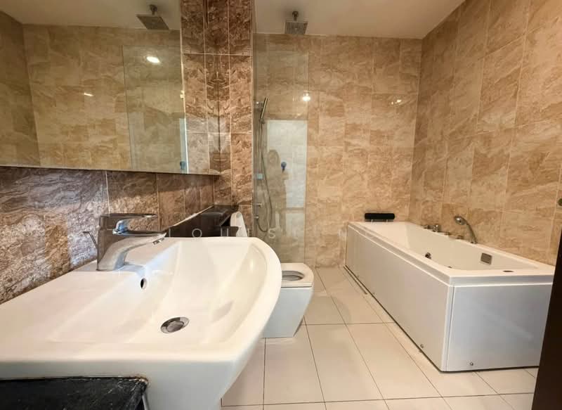 Service Residence for Sale at Paragon Suites @ CIQ - Louise Ng - Bathroom - PropertyGuru.com.my