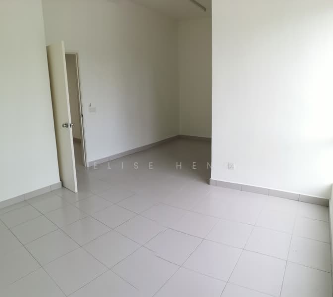 2-storey Terraced House for Sale in Setia Ecohill (Semenyih) - Elise Heng - master bedroom - PropertyGuru.com.my