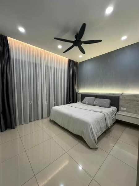 Condominium for Sale at Skycube - Mike Kheoh - Bedroom - PropertyGuru.com.my