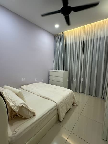 Condominium for Sale at Skycube - Mike Kheoh - Bedroom - PropertyGuru.com.my