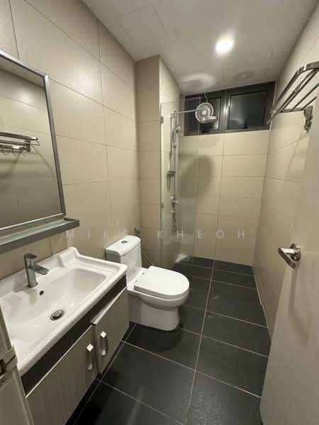 Condominium for Sale at Skycube - Mike Kheoh - Bathroom - PropertyGuru.com.my