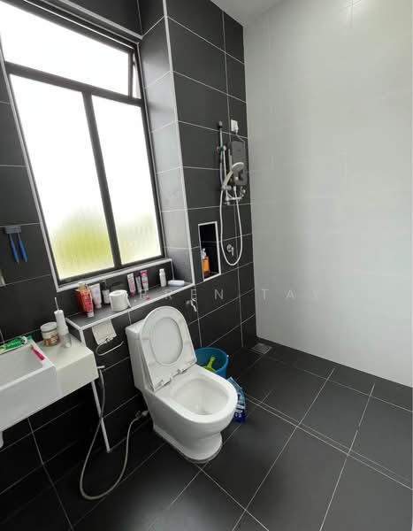 2-storey Terraced House for Sale in Kota Masai (Pasir Gudang) - Warren Tay - Bathroom - PropertyGuru.com.my