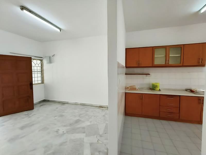 2-storey Terraced House for Sale in Usj 11 (Subang Jaya) - Joyce Kok - Kitchen - PropertyGuru.com.my