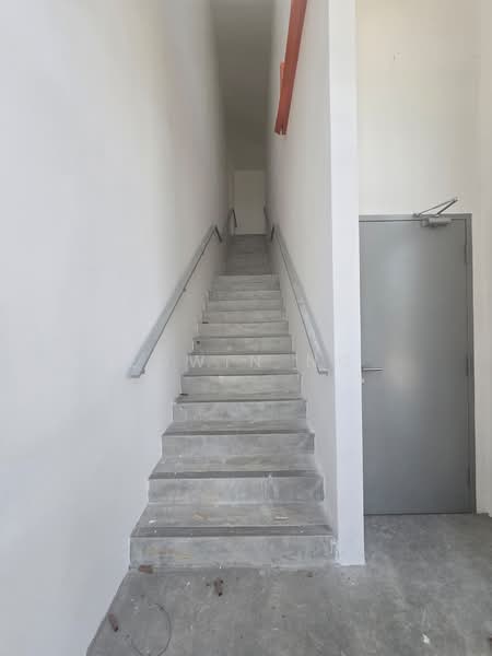 Shop for Rent in Taman Perdana (Simpang Ampat) - Edwin Ng - Corridor - PropertyGuru.com.my