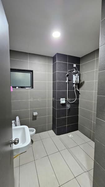 The Henge untuk Untuk Dijual - RM 430,000, Mac 2026 - Bathroom - PropertyGuru.com.my