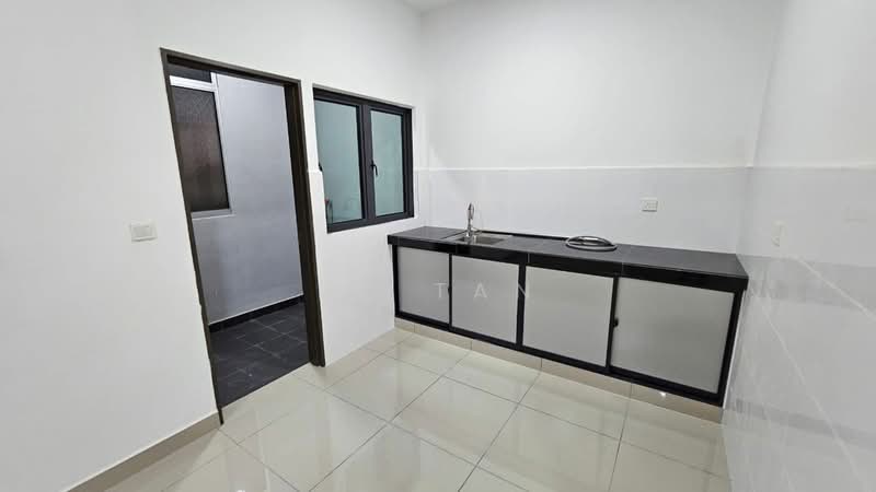 The Henge untuk Untuk Dijual - RM 430,000, Mac 2026 - Kitchen - PropertyGuru.com.my
