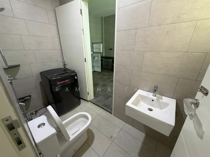 Semi-Detached House for Rent in Ujong Pasir (Melaka) - Ramona Tan - Bathroom - PropertyGuru.com.my