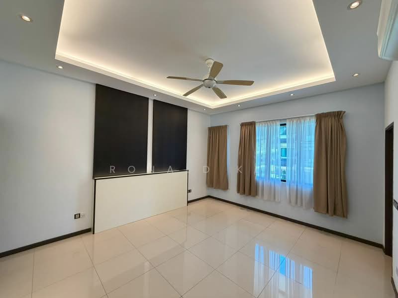 3-storey Terraced House for Sale in Batu Maung (Penang) - Ronald Kee - Bedroom - PropertyGuru.com.my