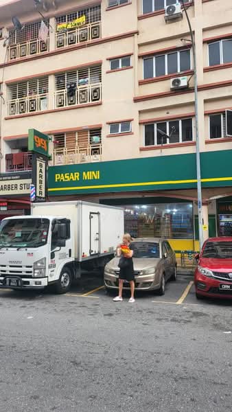 Shop for Rent in PJS 3, Taman Sri Manja (Petaling Jaya) - Lee Yi Wei - Exterior - PropertyGuru.com.my