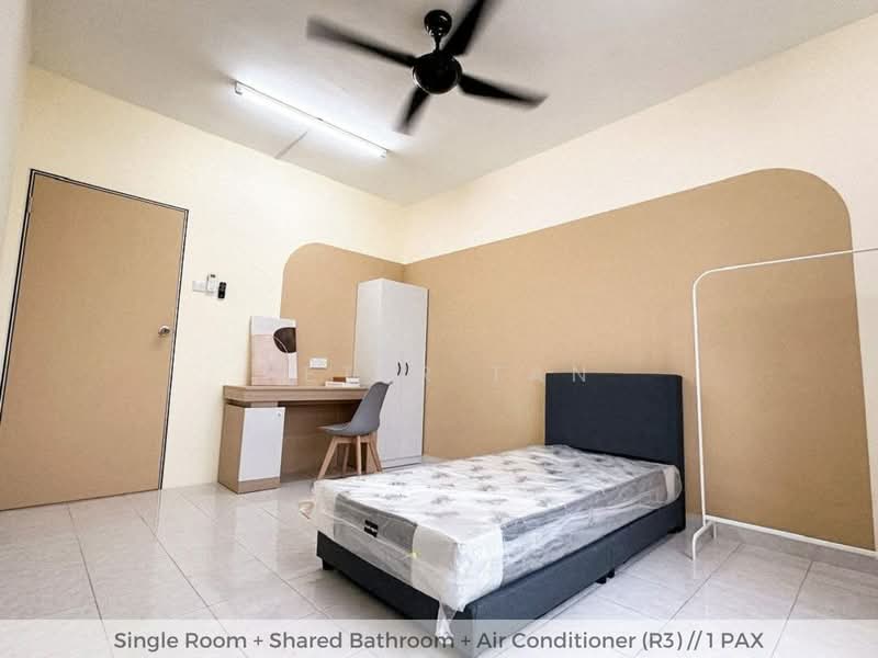 Apartment for Sale at Idaman Senibong - Peter Tan - Bedroom - PropertyGuru.com.my