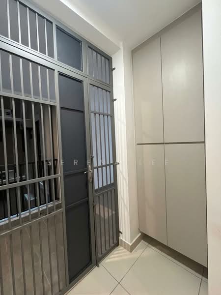 Servis Apartment untuk Disewa di AraTre' Residences - Serena Lee - Entrance - PropertyGuru.com.my