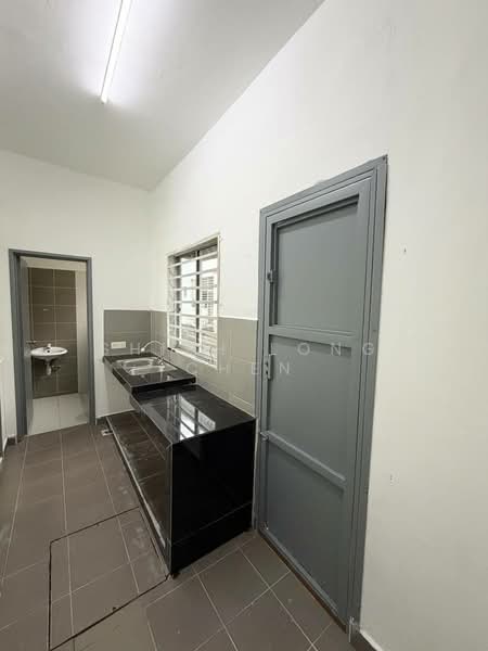 2-storey Terraced House for Sale in Setia Eco Gardens (Gelang Patah) - Shieh Long Chen - Kitchen - PropertyGuru.com.my