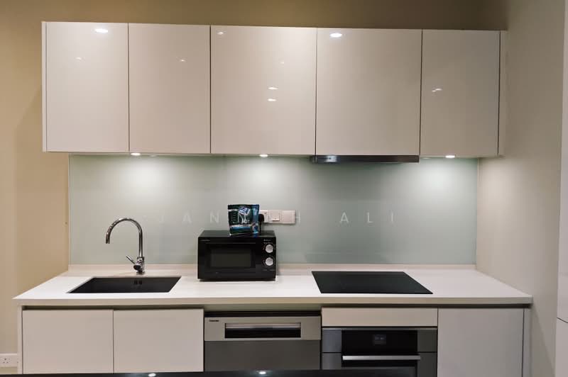 Apartment for Rent at Banyan Tree Signatures - Jannah Ali - Kitchen - PropertyGuru.com.my