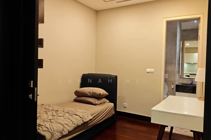 Apartment for Rent at Banyan Tree Signatures - Jannah Ali - Bedroom - PropertyGuru.com.my