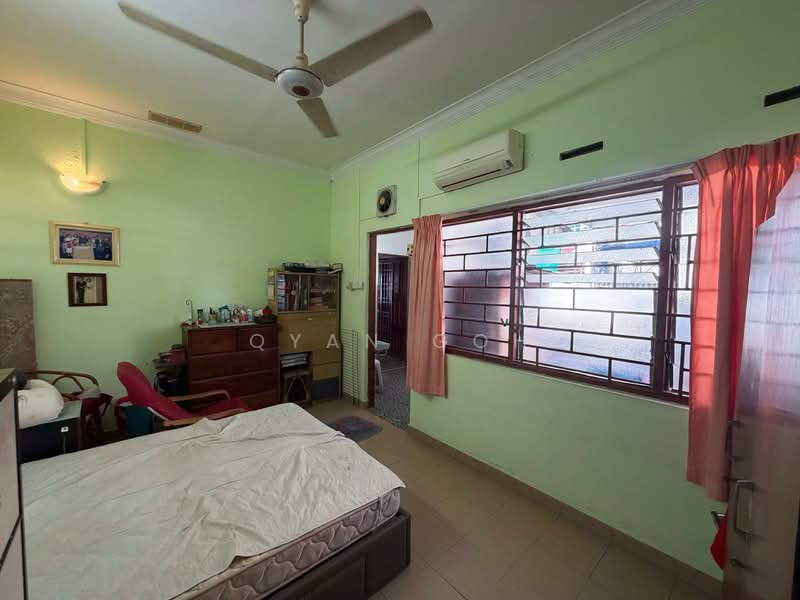 Taman Hutchings untuk Untuk Dijual - RM 1,600,000, Mac 2026 - Bedroom - PropertyGuru.com.my