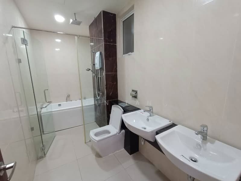 Paragon Suites @ CIQ untuk Untuk Disewa - RM 2,800 /bulan, Mac 2026 - Bathroom - PropertyGuru.com.my