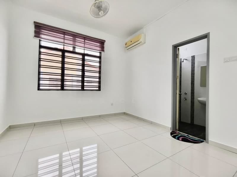 2-storey Terraced House for Sale in Mutiara Rini (Skudai) - Janice . - PropertyGuru.com.my