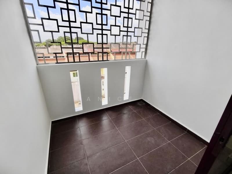 2-storey Terraced House for Sale in Mutiara Rini (Skudai) - Janice . - PropertyGuru.com.my