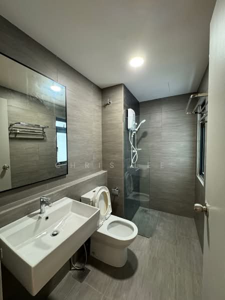 Maya Bay Residences @ Gamuda Cove untuk Untuk Disewa - RM 1,650 /bulan, Mac 2026 - Bathroom - PropertyGuru.com.my