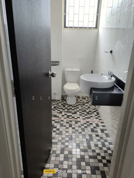 Shop for Rent in Pusat Perniagaan Seri Impian (Bukit Mertajam) - Elynn Tee - Bathroom - PropertyGuru.com.my