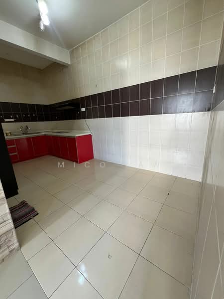 2-storey Terraced House for Sale in Bandar Saujana Putra (Tanjong Duabelas) - Mico Law - Kitchen - PropertyGuru.com.my