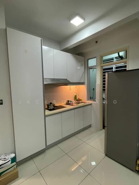 Austin Suites (Permata Austin) untuk Untuk Dijual - RM 350,000, Mac 2026 - Kitchen - PropertyGuru.com.my
