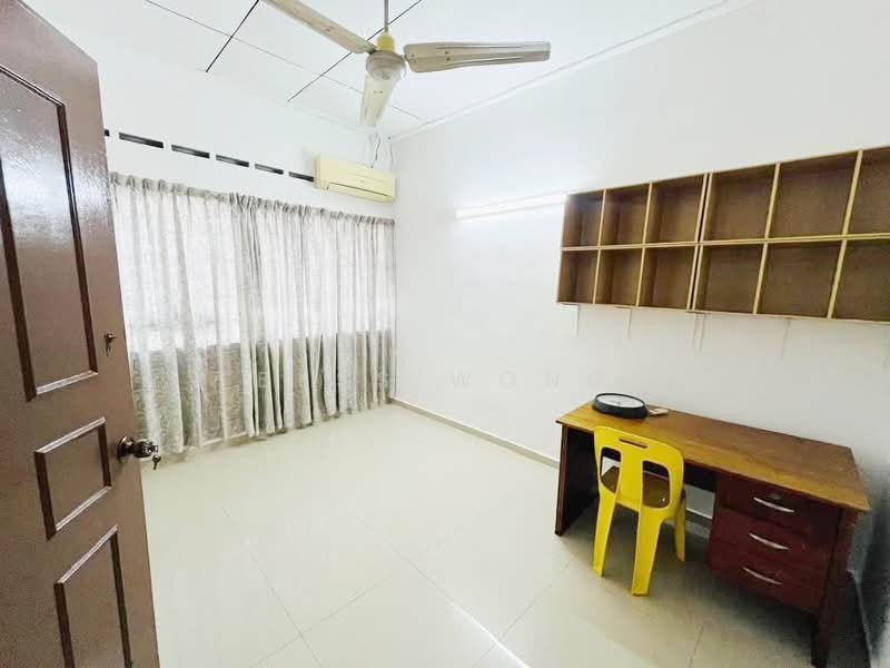 2-storey Terraced House for Rent in Johor Bahru (Johor) - Bess Wong - Study - PropertyGuru.com.my