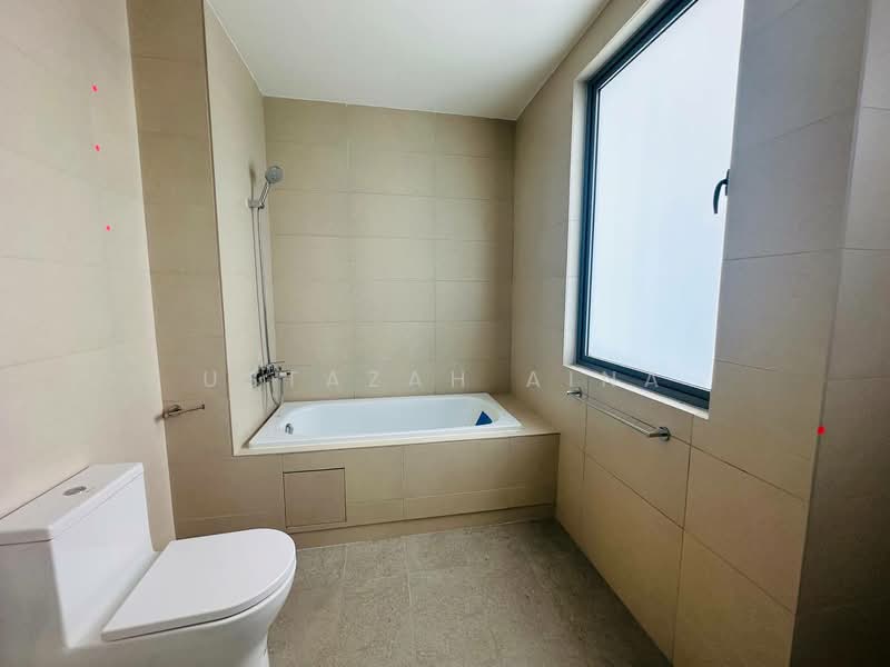 Broadleaf Residences untuk Untuk Dijual - RM 2,600,000, Mac 2026 - Bathroom - PropertyGuru.com.my