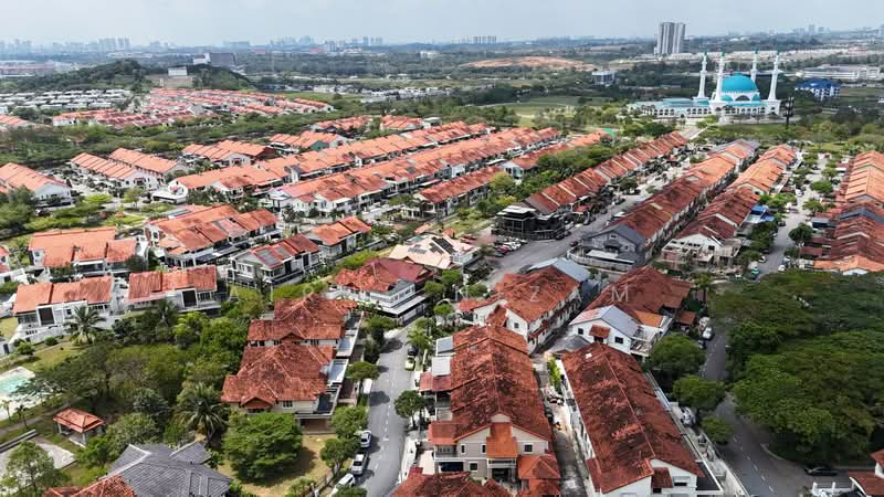 Semi-Detached House for Sale in Johor Bahru (Johor) - AIRUL NIZAM - Exterior - PropertyGuru.com.my