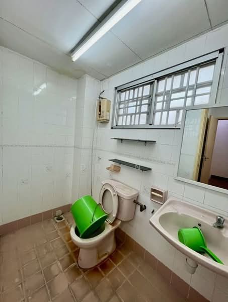 Bandar Damai Perdana untuk Untuk Dijual - RM 545,000, Mac 2026 - Bathroom - PropertyGuru.com.my