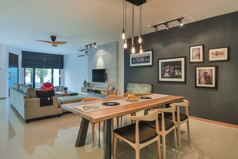 Semi-Detached House for Sale in Seremban 2 (Negeri Sembilan) - Evon Ng - Living Room - PropertyGuru.com.my