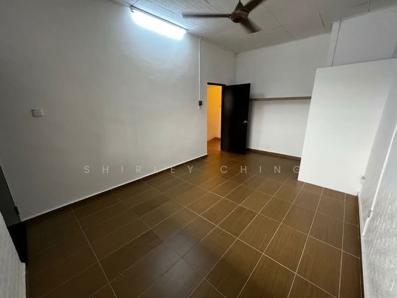 For Sale - Taman Pelangi