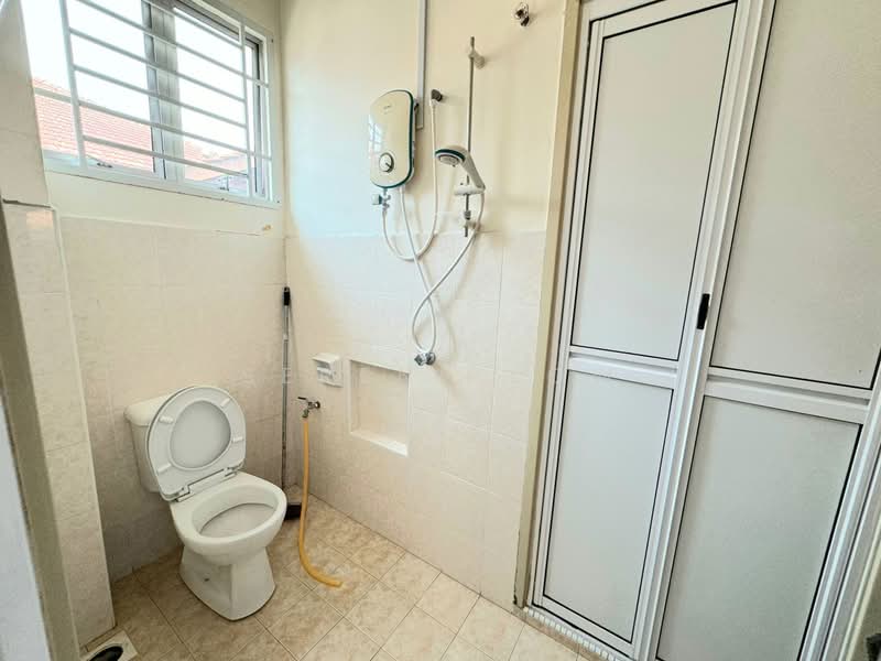2-storey Terraced House for Sale in Taman Nusa Idaman (Iskandar Puteri (Nusajaya)) - Serene Low - Bathroom - PropertyGuru.com.my