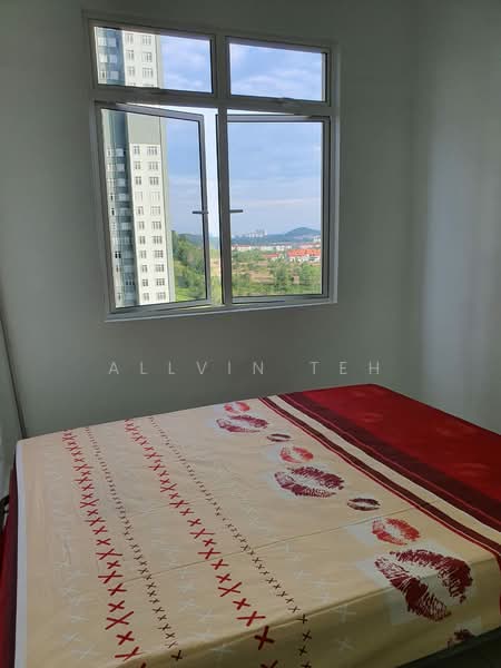 Condominium for Sale at Paraiso Residence @ The Earth - Allvin Teh - Bedroom - PropertyGuru.com.my