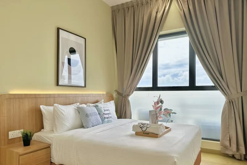 Condominium for Rent at Bay Laurel @ Country Garden Danga Bay - Tok CJ - Bedroom - PropertyGuru.com.my