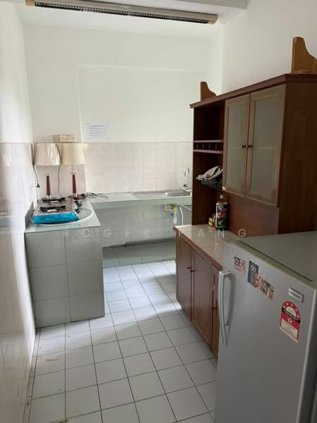 Condominium for Rent at Green Acre - Roger Pang - Kitchen - PropertyGuru.com.my