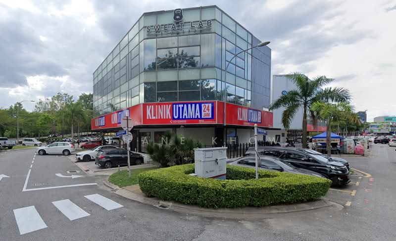Shop for Sale in Lake Fields (Sungai Besi) - Shane Khow - Exterior - PropertyGuru.com.my