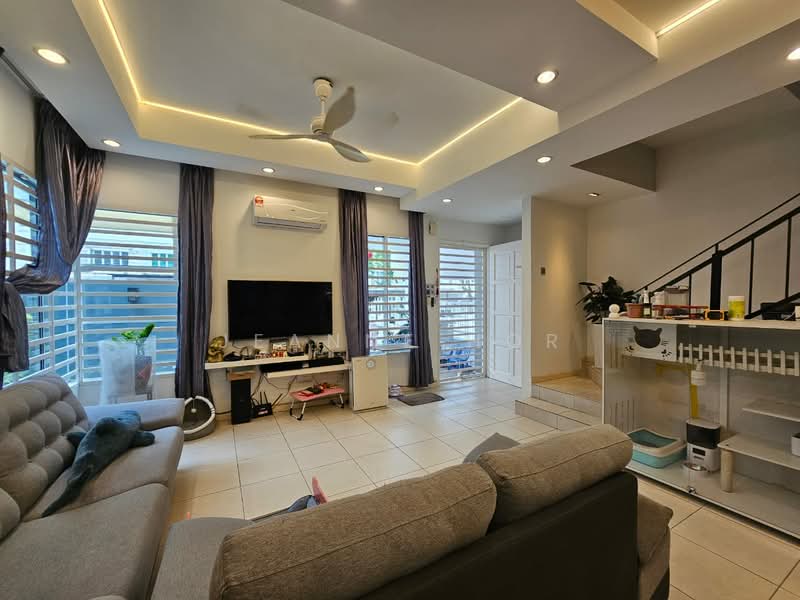 Townhouse for Sale in D'alpinia (Puchong) - Jeanne Hor - Living Room - PropertyGuru.com.my