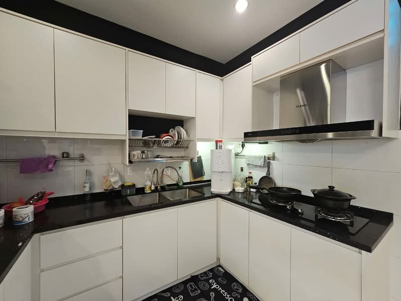 Townhouse for Sale in D'alpinia (Puchong) - Jeanne Hor - Kitchen - PropertyGuru.com.my