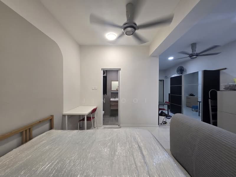 Service Residence for Sale at Ritze Perdana 1 - Jin Ooi - Bedroom - PropertyGuru.com.my