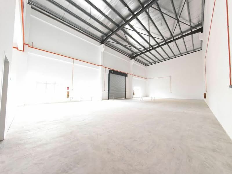 Factory for Rent in Ulu Tiram (Johor) - Peter Tan - Interior - PropertyGuru.com.my