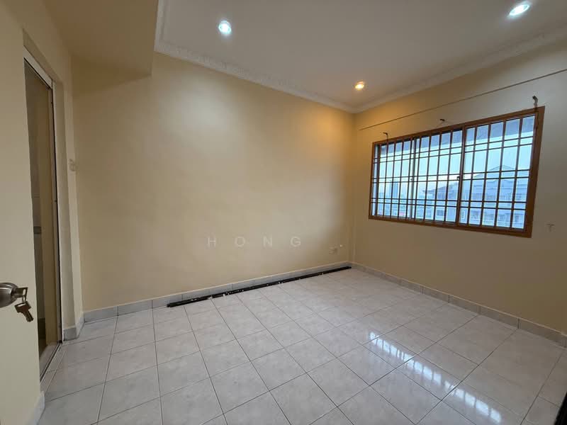 Apartment for Sale at Bayu Puteri 2 - Hong . - Interior - PropertyGuru.com.my