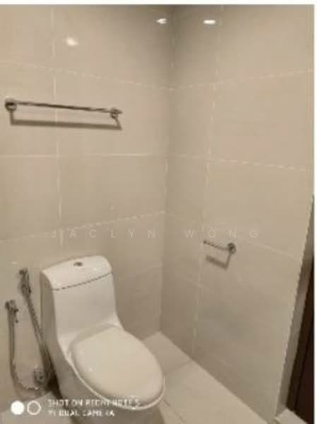 Amberside @ Country Garden Danga Bay untuk Untuk Disewa - RM 1,600 /bulan, Mac 2026 - Bathroom - PropertyGuru.com.my