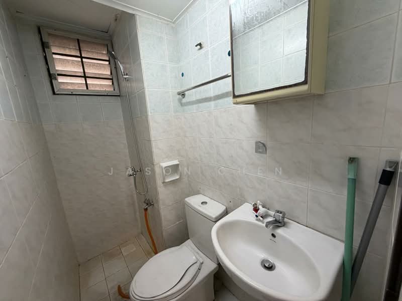 Apartment for Sale at SD Apartments II - Jason Chen - Bathroom - PropertyGuru.com.my