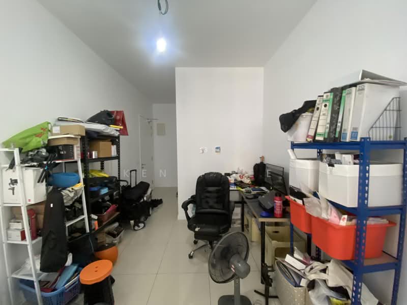 Kediaman Servis untuk Dijual di Serviced Residence @ Fera Residence @ The Quartz WM - Kenny Lee - Study - PropertyGuru.com.my